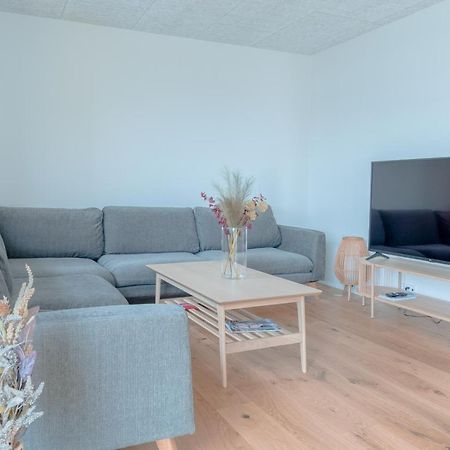 New / Stunning Sea View / Light / 3 Br Apartamento Tórshavn Exterior foto