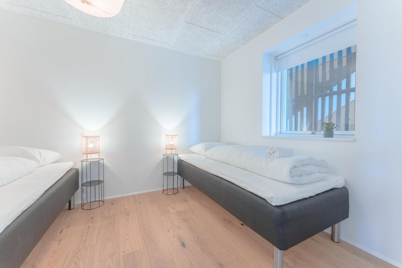 New / Stunning Sea View / Light / 3 Br Apartamento Tórshavn Exterior foto