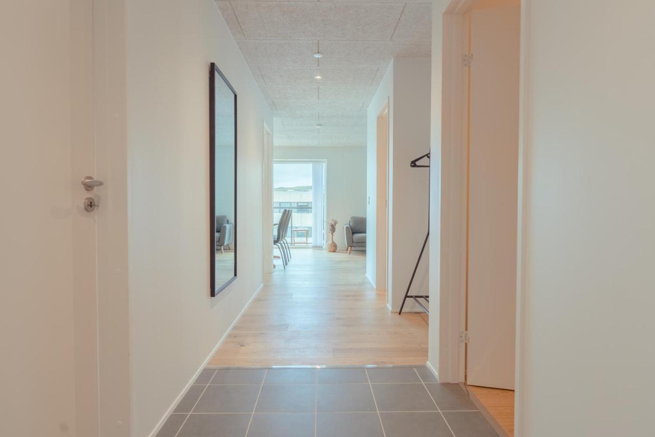 New / Stunning Sea View / Light / 3 Br Apartamento Tórshavn Exterior foto