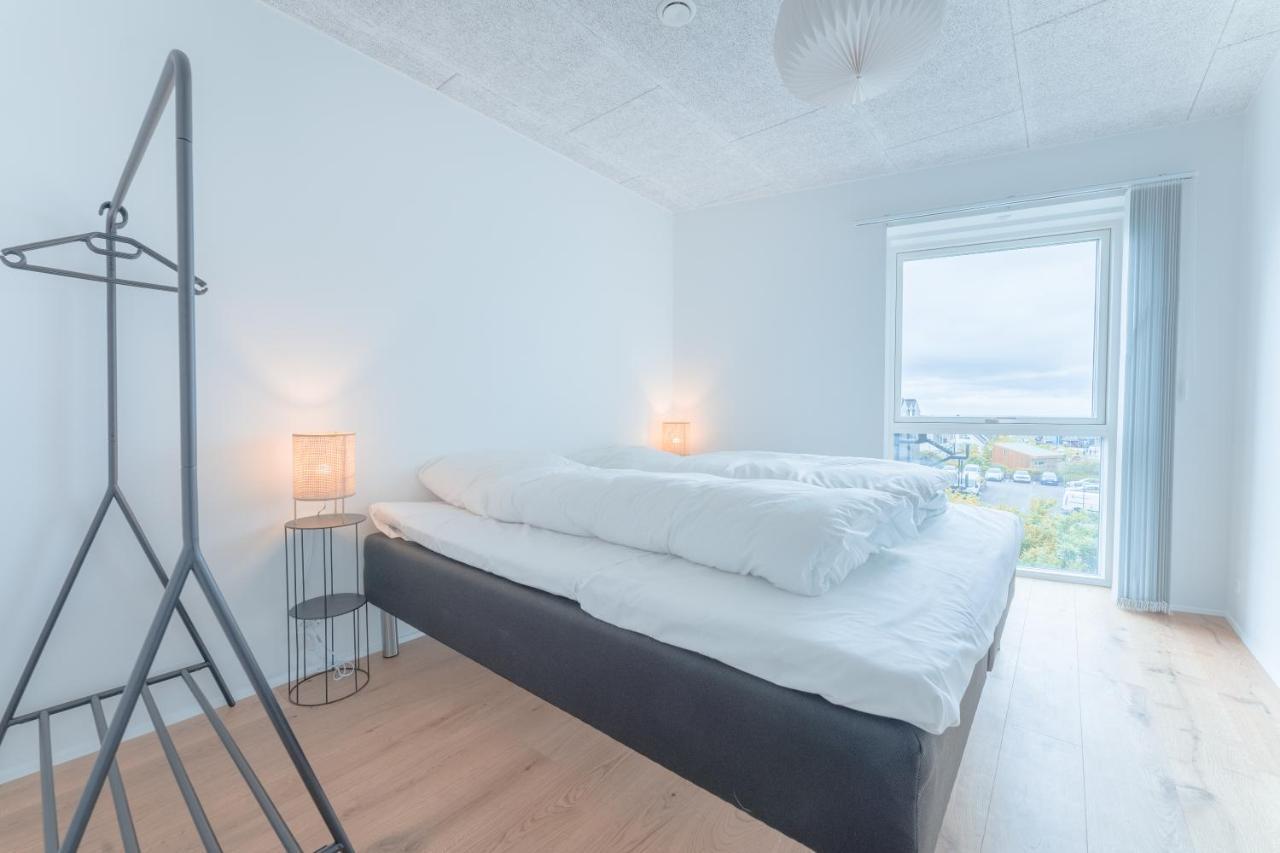 New / Stunning Sea View / Light / 3 Br Apartamento Tórshavn Exterior foto